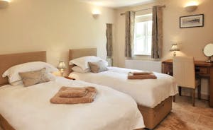 Holemoor Stables: Bedroom 6: a super king or twin room with an en suite shower room