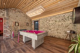 Tickety-Boo - Relax with a round of pool in the Games Room