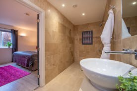 Ham Bottom - The access friendly wet room for Bedroom 1