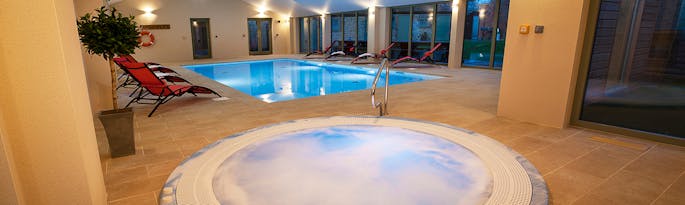 50% off! Holiday House With A Private Indoor Pool