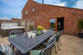 Quantock Barns - Group accommodation in Somerset with a hot tub