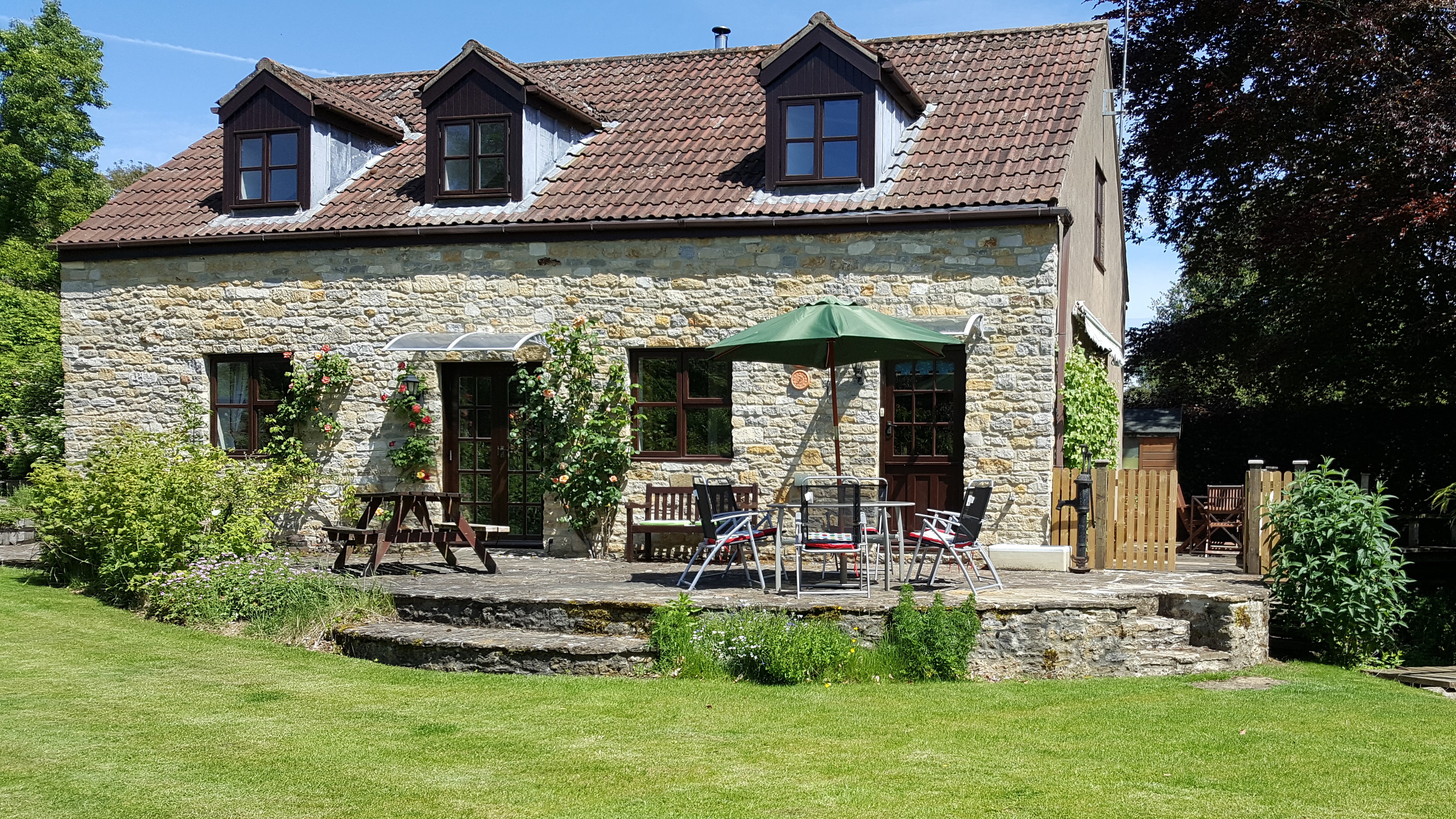 English Country Cottage Self Catering Holiday Let On Dorset