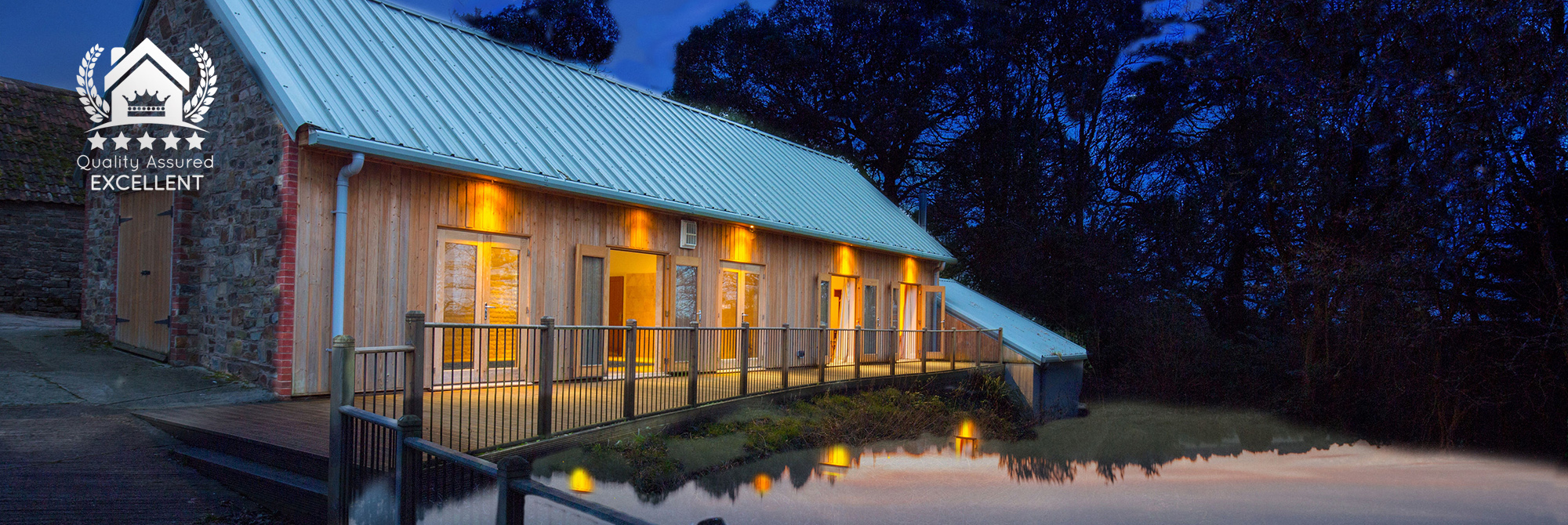 Berry House Country House With Pool Sleeping 16 Sleeps 12