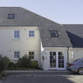 Front entrance to 11 Thurlestone Beach House Front entrance to 11 Thurlestone Beach House