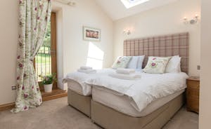 Foxhill Lodge - Bedroom 2 can be a super king or a twin room. On the first floor, this room has en suite shower facilities