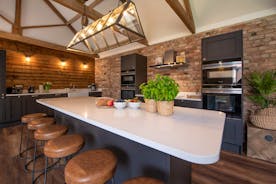 Whimbrels Barton - To one end of the open-plan living/entertaining space there's a well equipped kitchen
