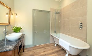 Wonham House - The family bathroom is the perfect blend of antique and modern