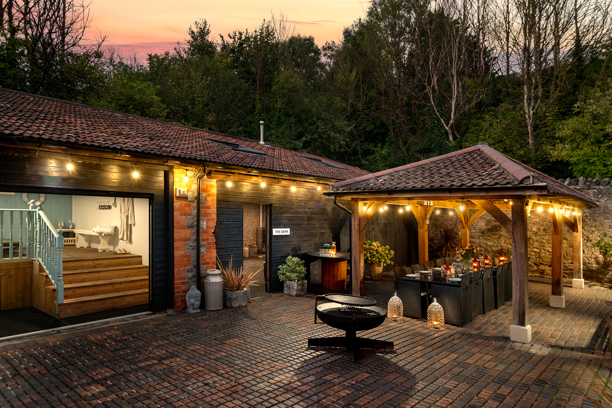 An image of '💗 PEAKS GRANGE', Somerset