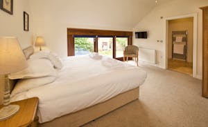 Coat Barn - Bedroom 3 is on the first floor and has an ensuite shower room