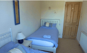 Smaller twin bedroom