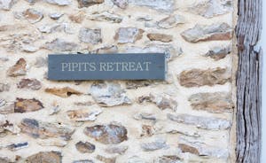 Pipits Retreat, Stonehayes Farm - Devon holiday cottage near Honiton sleeps 5