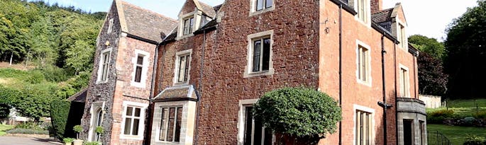 Large Group Accommodation in the best Country